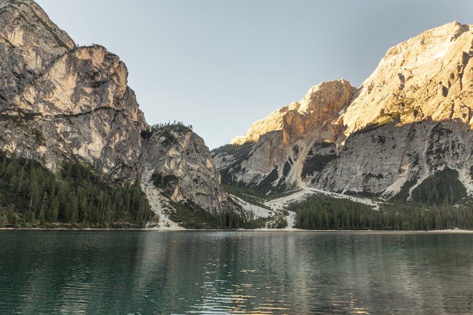 Lago di Misurina mountain lake reflections