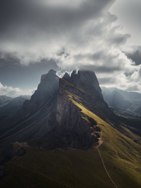 Odle Geisler peaks afternoon clouds