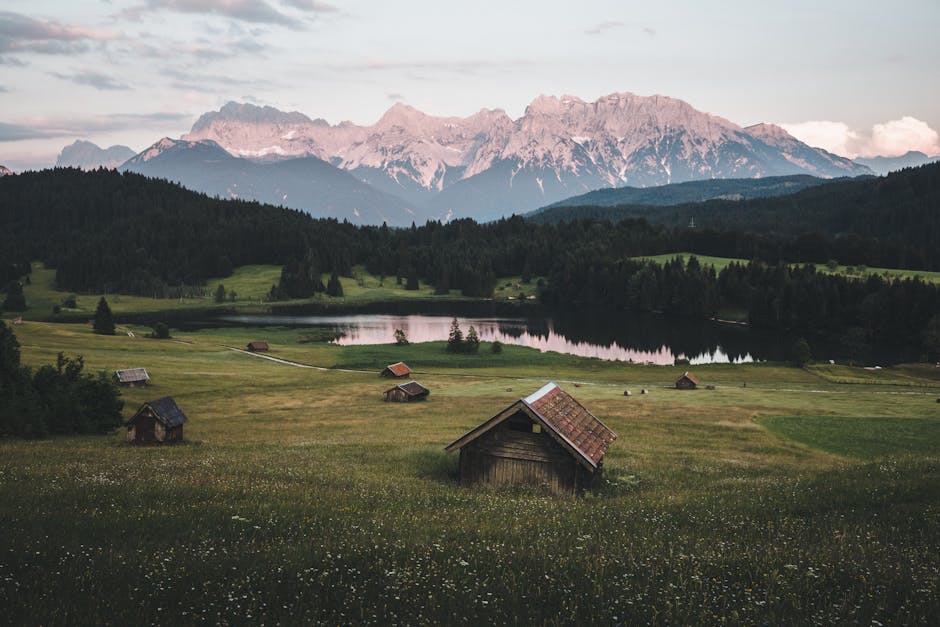 Rifugio_Auronzo mountain hut sunrise
